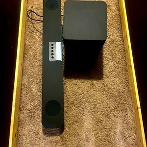 ONN sound bar with speaker